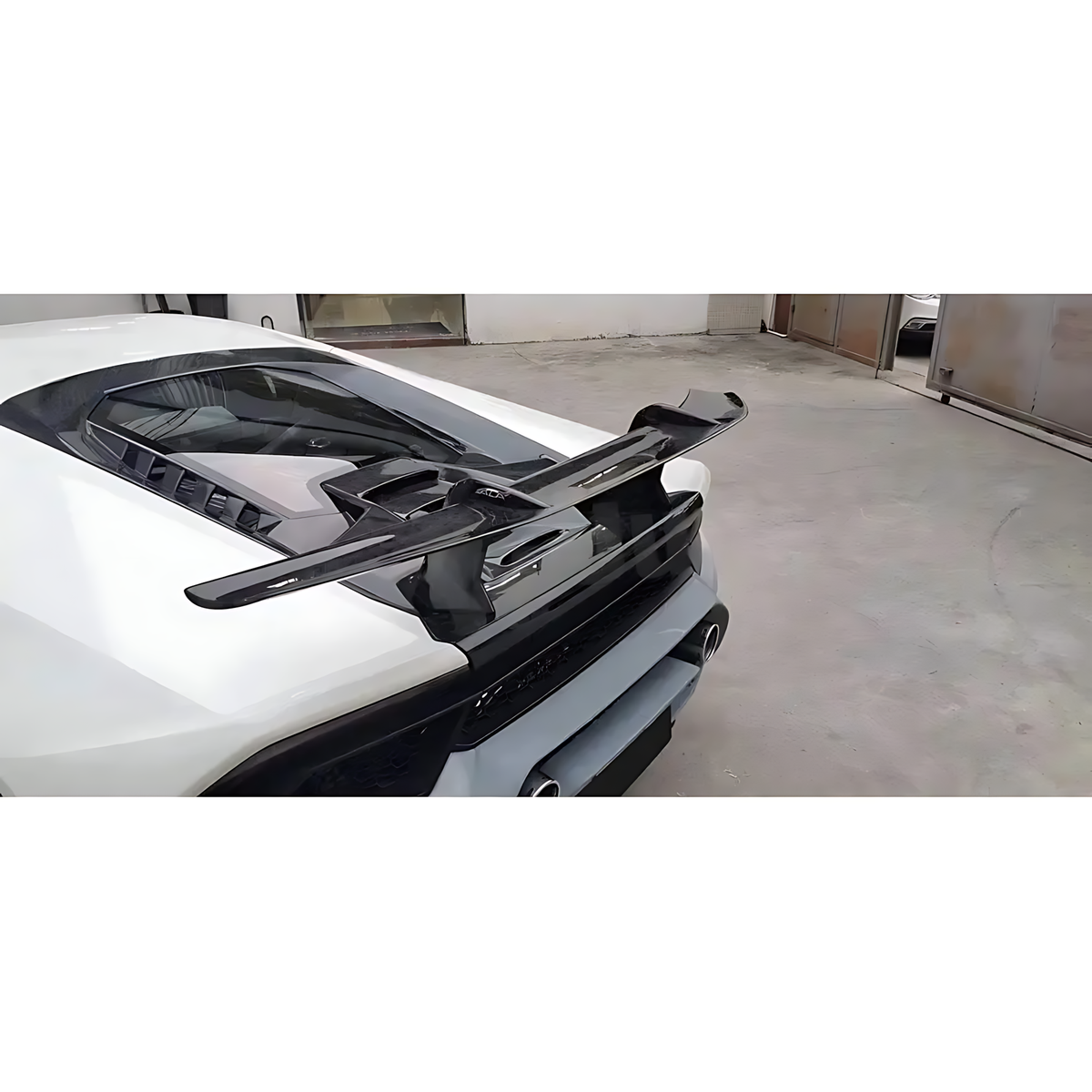 Carbon Fiber Ducktail Rear Spoiler Wing for Lamborghini Huracan LP580 / LP610 (2014-2019) – Forged & Dry Carbon Options BMBMWORKS