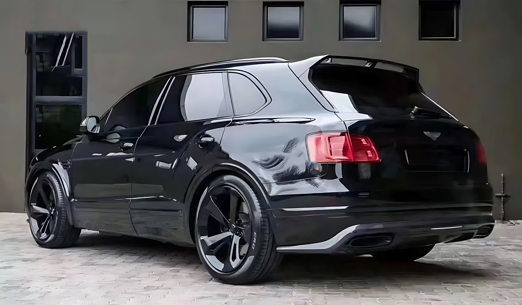 Bentley Bentayga W12 Style Carbon Fiber Body Kit (2016–2018) | Luxury Exterior Upgrade BMBMWORKS