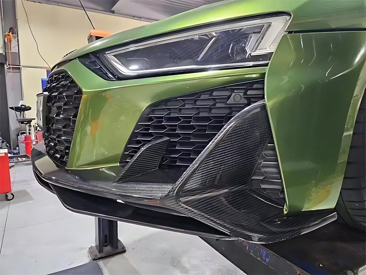 Audi R8 Carbon Fiber Front Bumper Lip (2021–2023) | Capris Style Aero Upgrade BMBMWORKS
