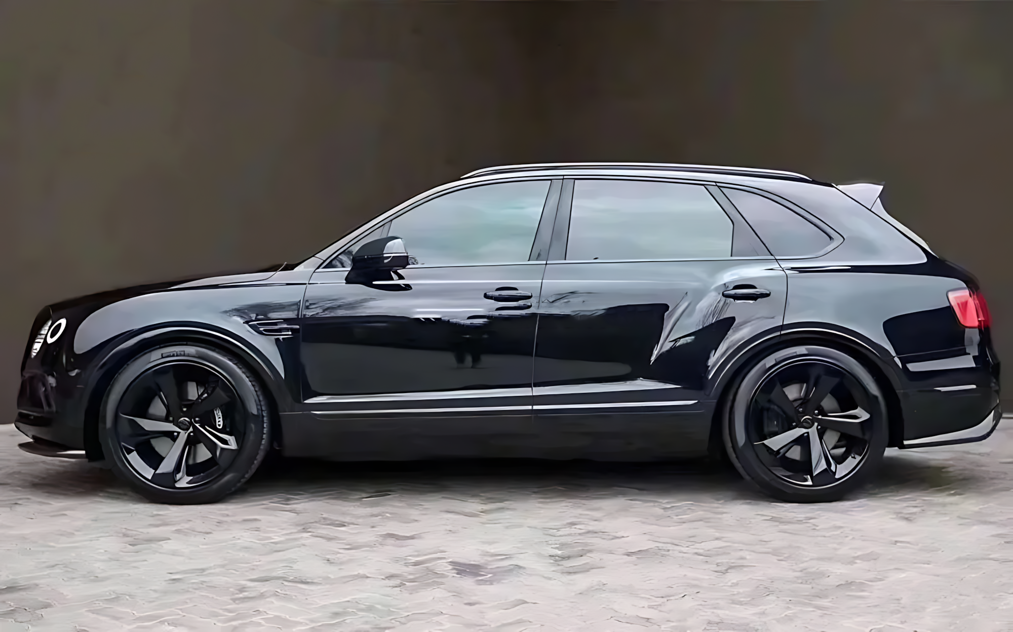 Bentley Bentayga W12 Style Carbon Fiber Body Kit (2016–2018) | Luxury Exterior Upgrade BMBMWORKS