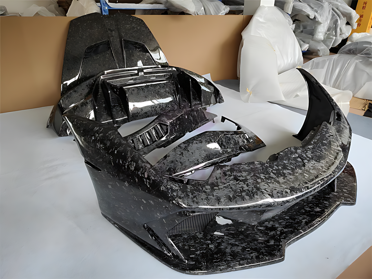 Lamborghini Huracán LP580-4 / LP610 (2015-2018) V-Style Forged Carbon Body Kit – Front & Rear Bumper, Hood, Fender Upgrade BMBMWORKS