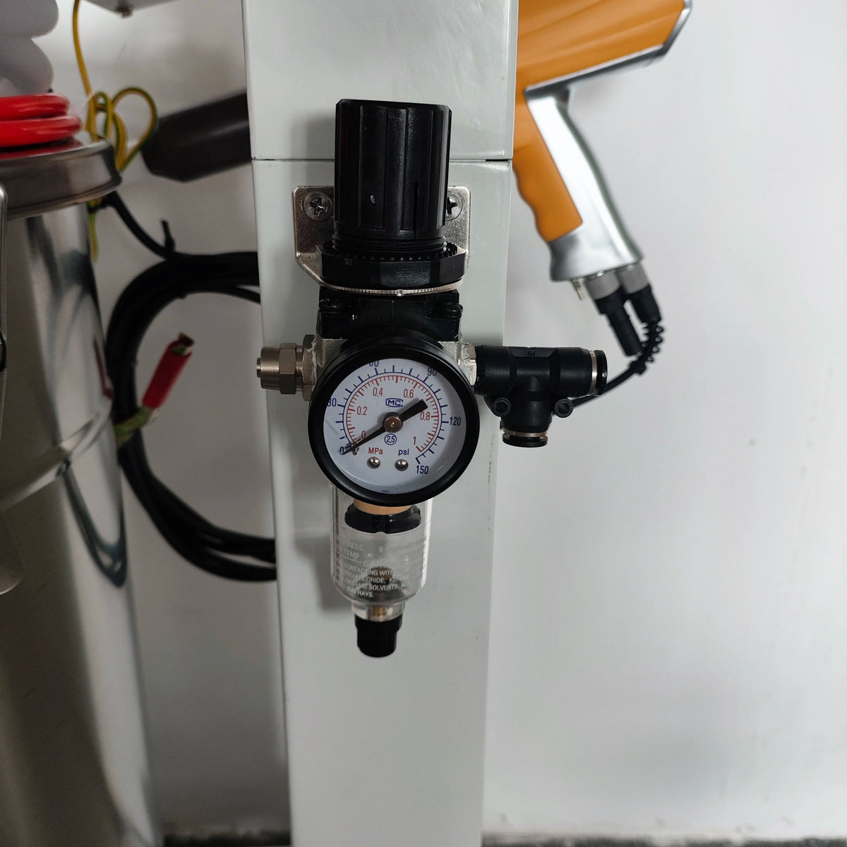 Manual Electrostatic Powder Coating Gun - 0–100 kV, Adjustable Current, Ergonomic BMBMWORKS