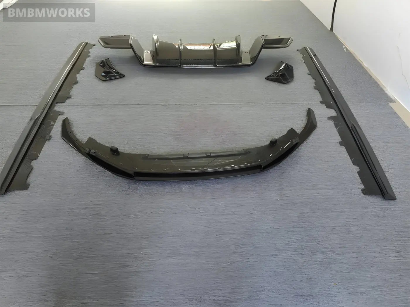 Audi R8 Carbon Fiber Body Kit (Front Lip Side Skirts Rear Diffuser) 2017-2024 Body Kits & Performance 4