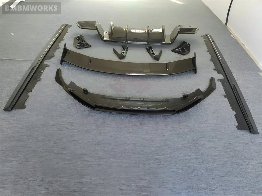 Audi R8 Carbon Fiber Full Body Kit (Front Lip Side Skirts Rear Diffuser Rear Spoiler Front Bumper Air Vents) 2017-2019