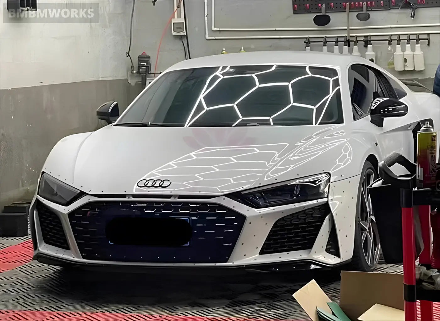 Audi R8 Carbon Fiber Full Body Kit (Front Lip Side Skirts Rear Diffuser Rear Spoiler Front Bumper Air Vents) 2017-2019