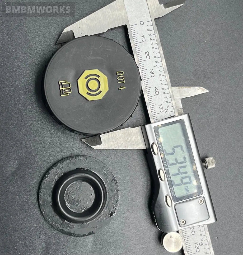 Brake Oil Pot Fluid Cover Booster Pump Buick Encore Chevrolet Aveo Trax