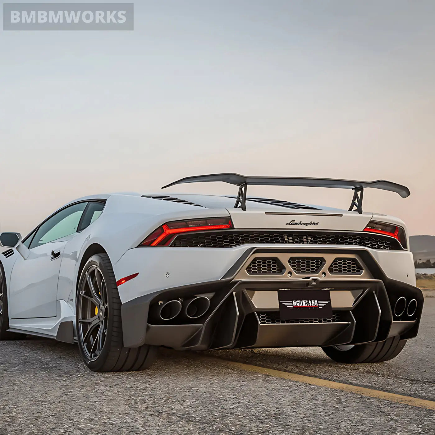 Lamborghini Huracan LP610/LP580 Carbon Fiber V-Style Spoiler/Wing Body Kits & Performance
