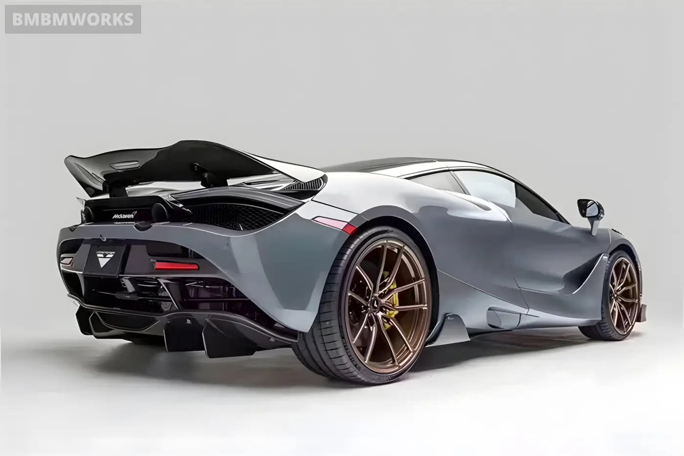 McLaren 720S Carbon Fiber Body Kit – Front & Rear Lip Diffuser Side Skirts Mudguards and Rear Spoiler Body Kits &