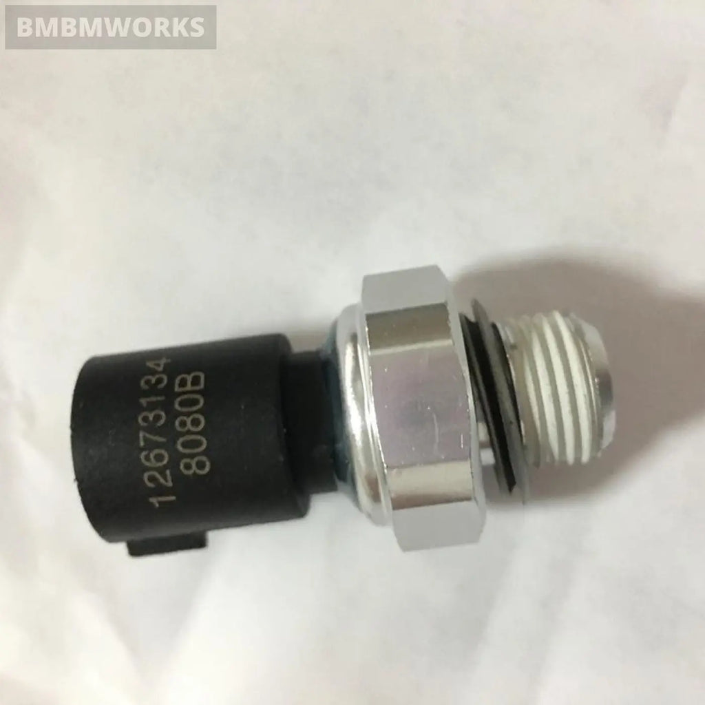 Oil Pressure Sensor Switch Hummer H2 H3 Pontiac Chevrolet For Cadillac Silverado