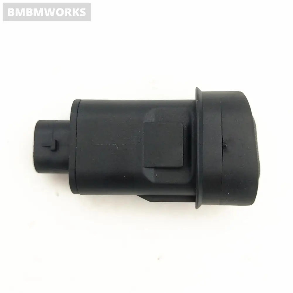 Trunk Lock Release Switch Chevrolet Malibu 2012-2014