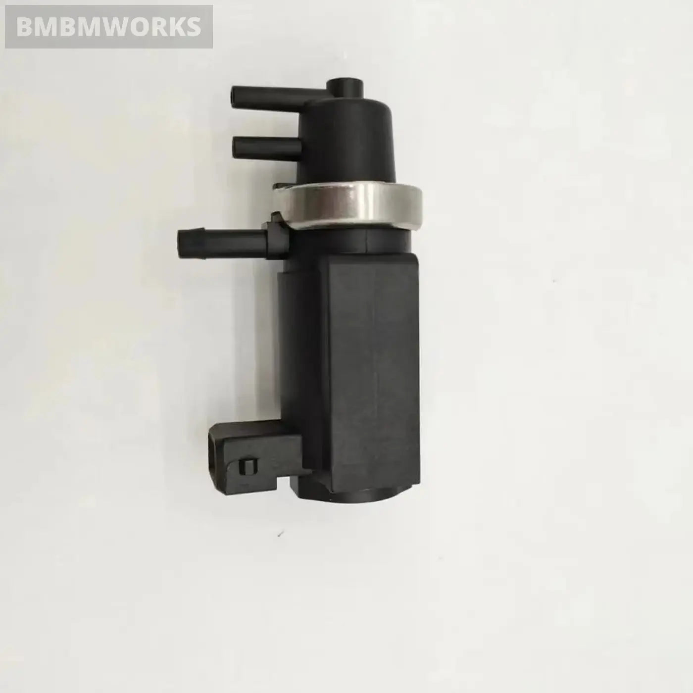 Turbo Boost Solenoid For Navara D40 Pathfinder R51 2.5 14956-Eb70B 14956-Eb30