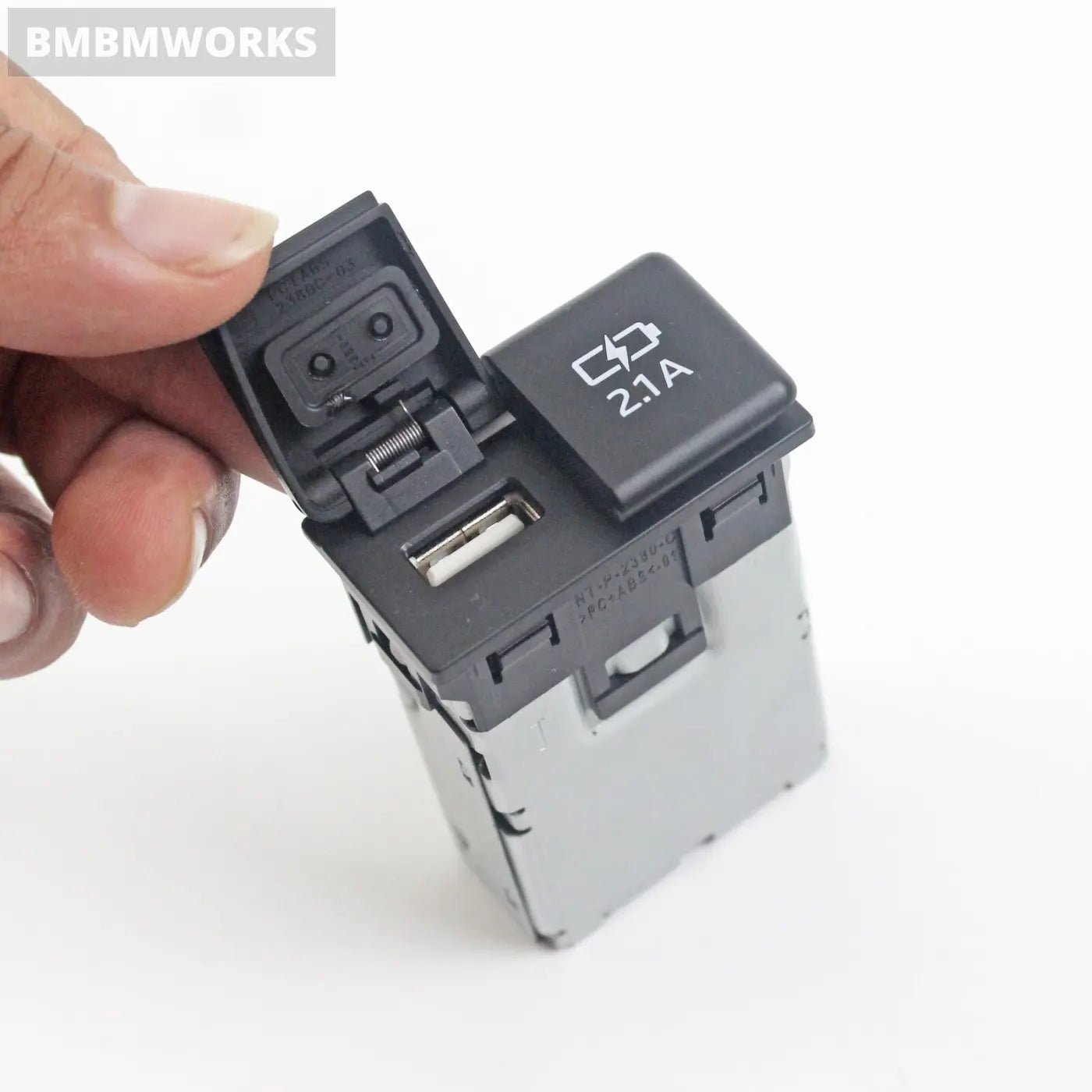 Usb Quick Charger Toyota Land Cruiser 70 2020-2022 Sienna Camry Highlander